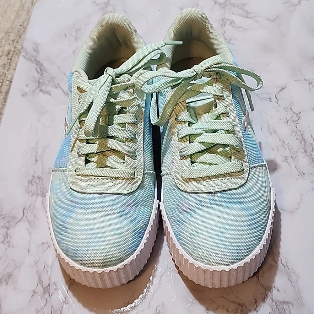 Puma carina summer cat swirl sneaker